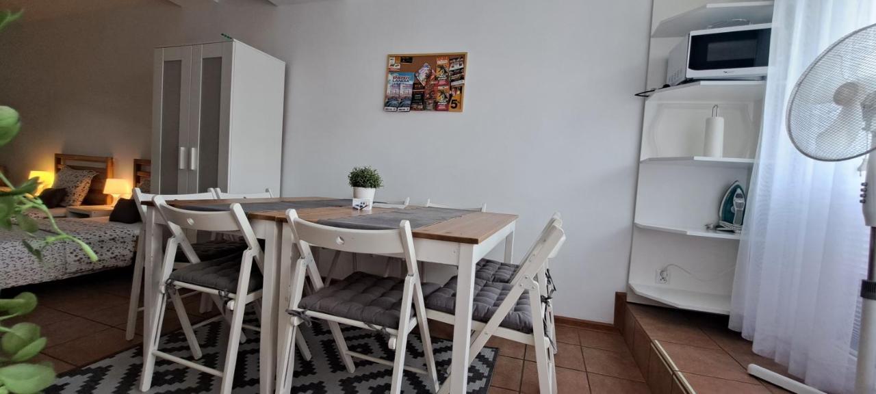 Apartament Na Szkolnej Zator Dış mekan fotoğraf